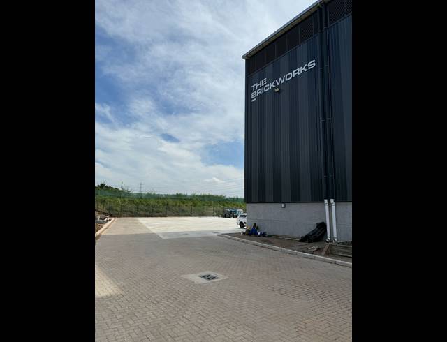 4,788.30M² WAREHOUSE TO LET IN GLEN ANIL